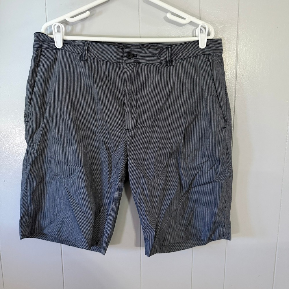 Michael Kors Shorts Mens 36 Pinstripe Navy Blue White Flat Front Chino EUC